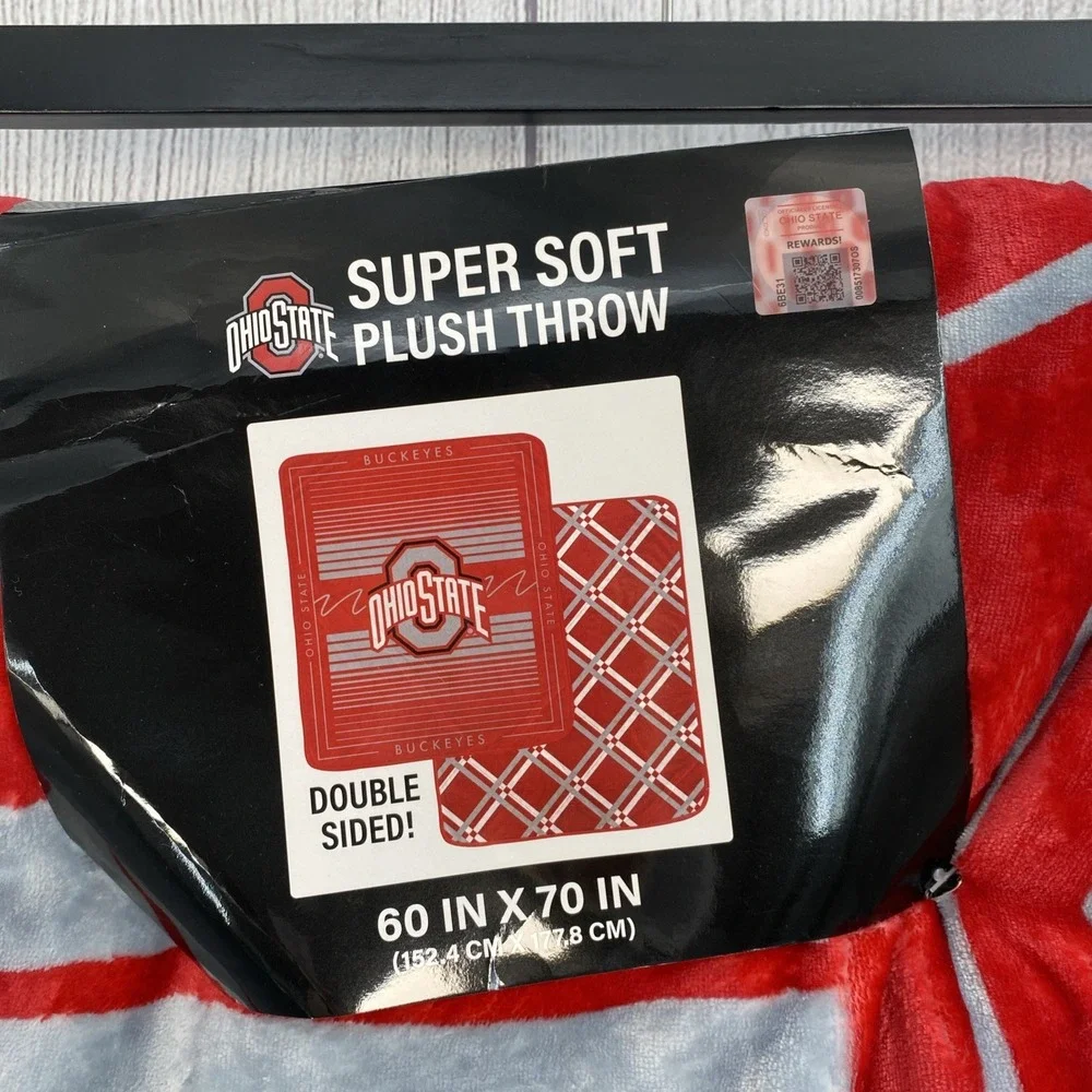 Ohio State Plush Throw Blanket 60x70 Premium Super Soft Double Sided NCAA Big 10
